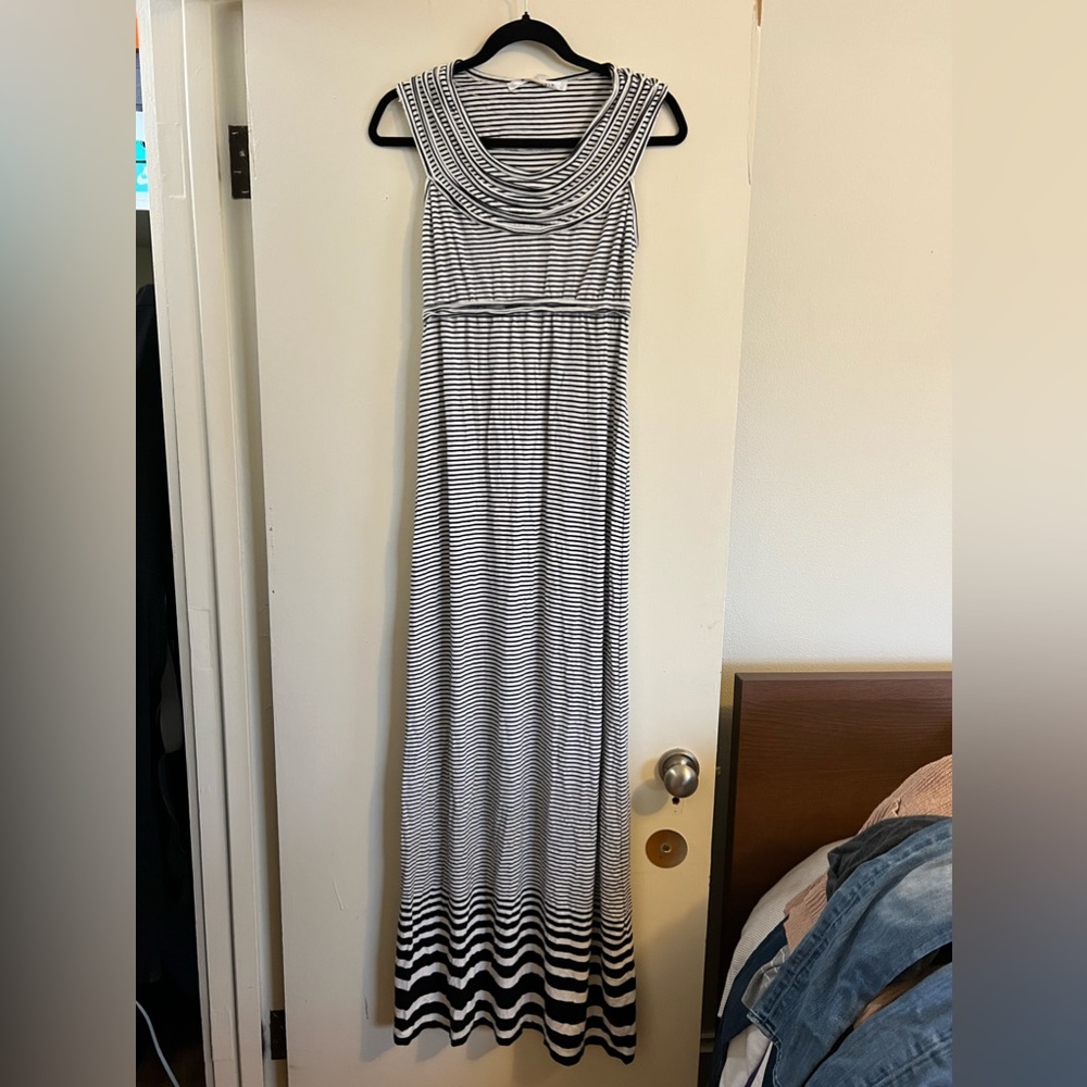 Beautiful horizontal stripped maxi dress. Black and white stripe.